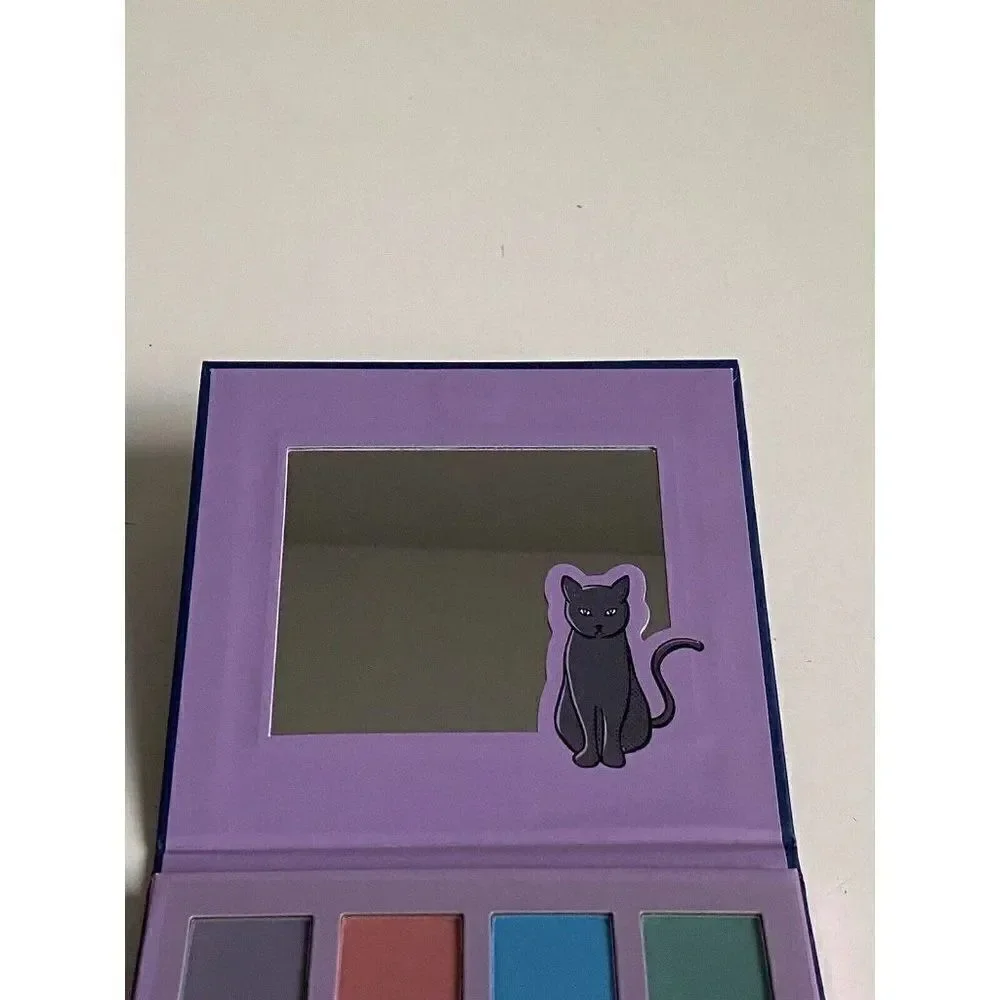 Taste Beauty Disney Hocus Pocus Tonight‎ We Fly 12 Count Eyeshadow Palette NEW